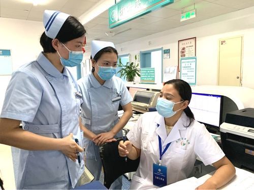 加強(qiáng)標(biāo)準(zhǔn)建設(shè)為抓手，實(shí)現(xiàn)質(zhì)量同質(zhì)化管理——記河南省中醫(yī)醫(yī)院護(hù)理質(zhì)量控制中心豫南區(qū)域赴禹州市中醫(yī)院調(diào)研工作